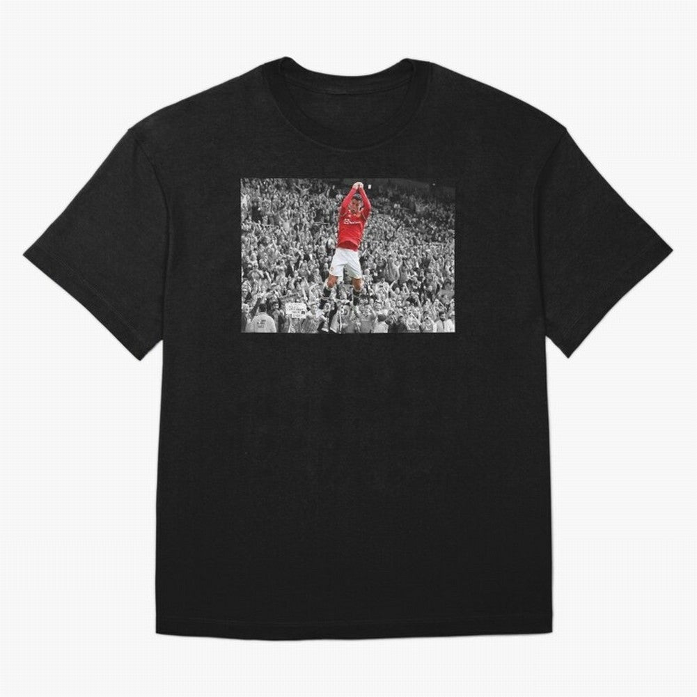 CR7 celebration Oversized T-Shirt Celebrate the Stars of FIFA World Cup 2026 Spirit, Built around Spain and Netherlands, Mbappe, Sports Nostalgia, International Competition, Famous Players and Unforgettable Victories; Great for Supporters Who Love