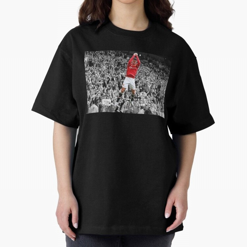 CR7 celebration Oversized T-Shirt Celebrate the Stars of FIFA World Cup 2026 Spirit, Built around Spain and Netherlands, Mbappe, Sports Nostalgia, International Competition, Famous Players and Unforgettable Victories; Great for Supporters Who Love