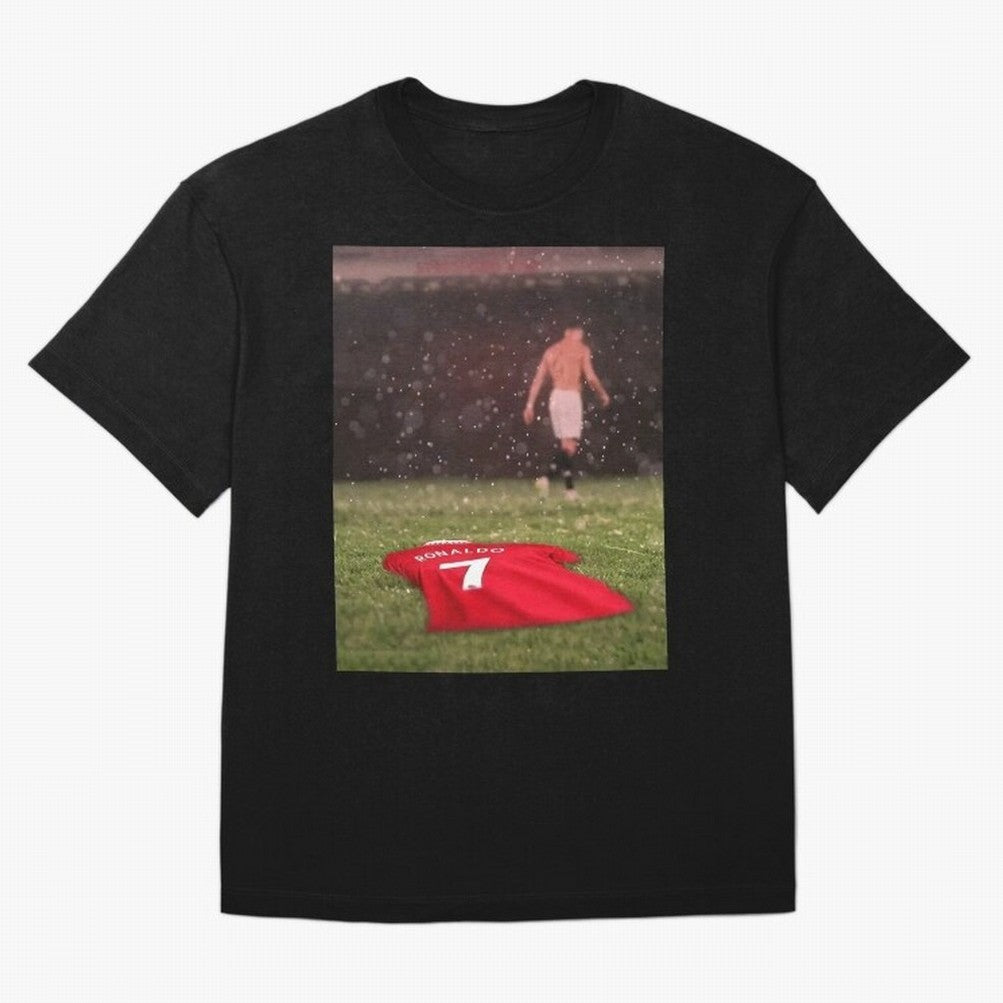 Cristiano Ronaldo Oversized T-Shirt Stand Out with Spirit from Match Day Hype around FIFA World Cup 2026 USA Canada Mexico, CR7 and Messi, Argentina, Tournament Hype, Historic Matchups, Family Viewing Parties and Global Sports Pride; Built for