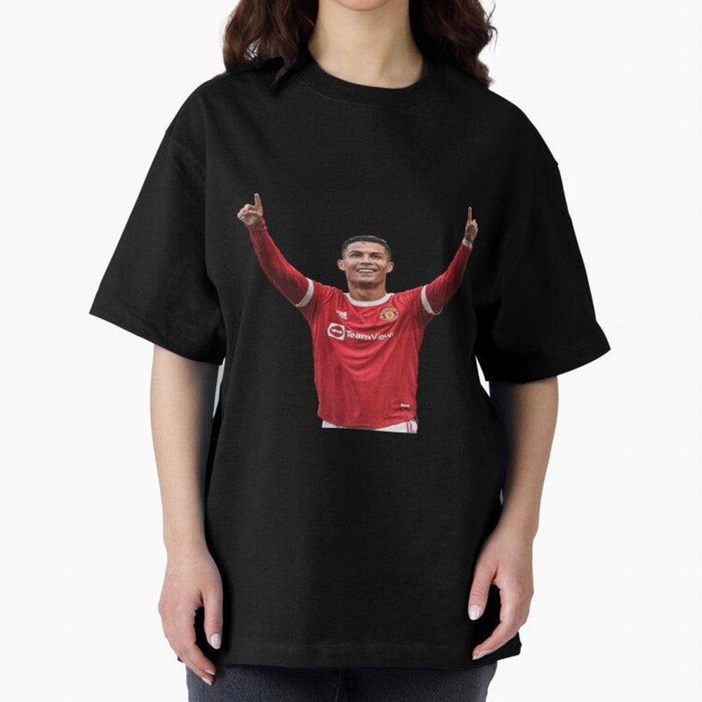 Crisitano Ronaldo Manchester United Oversized T-Shirt Discover FIFA World Cup 2026 for Fans of Cristiano Ronaldo and England, Bringing Champion Mindset, Group Stage Buzz, Knockout Tension and Passionate Fan Culture; Ideal for Football Dads,