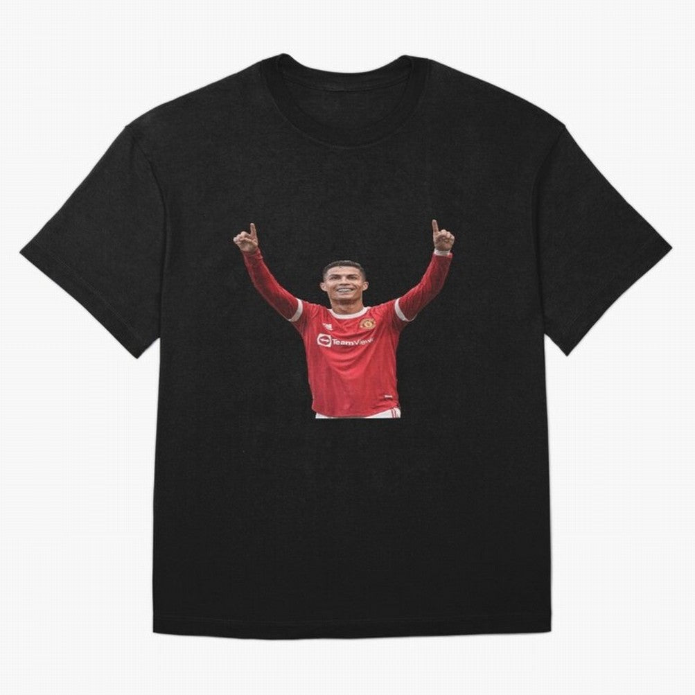 Crisitano Ronaldo Manchester United Oversized T-Shirt Discover FIFA World Cup 2026 for Fans of Cristiano Ronaldo and England, Bringing Champion Mindset, Group Stage Buzz, Knockout Tension and Passionate Fan Culture; Ideal for Football Dads,