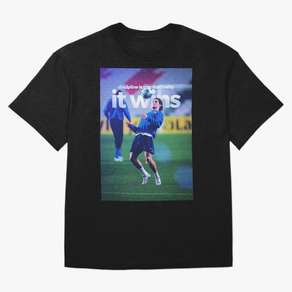 Cristiano Ronaldo - Discipline is rare that's why it wins Oversized T-Shirt Bring a Champion Mindset to FIFA World Cup 2026 USA Canada Mexico for Fans of Messi, Neymar and Mbappe and Germany, Bringing Goal Celebration Energy, Supporter Heritage,