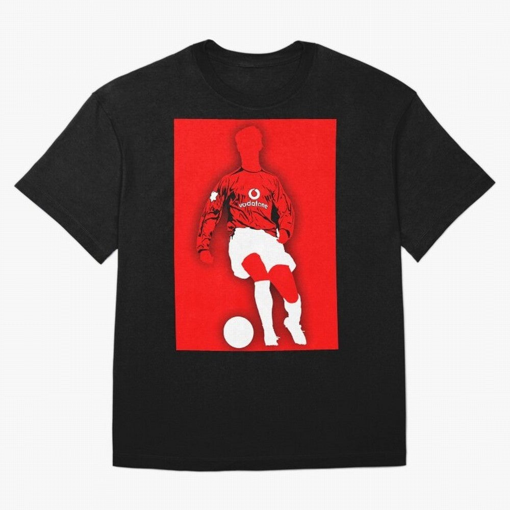 Cristiano Ronaldo Manchester United Silhouette ¨C Legendary Red Devil Artwork by GrizzlyGFX Oversized T-Shirt Celebrate Global Passion for the FIFA World Cup 2026 Group Stage Journey through CR7 and Messi Highlights, France and Portugal Pride,
