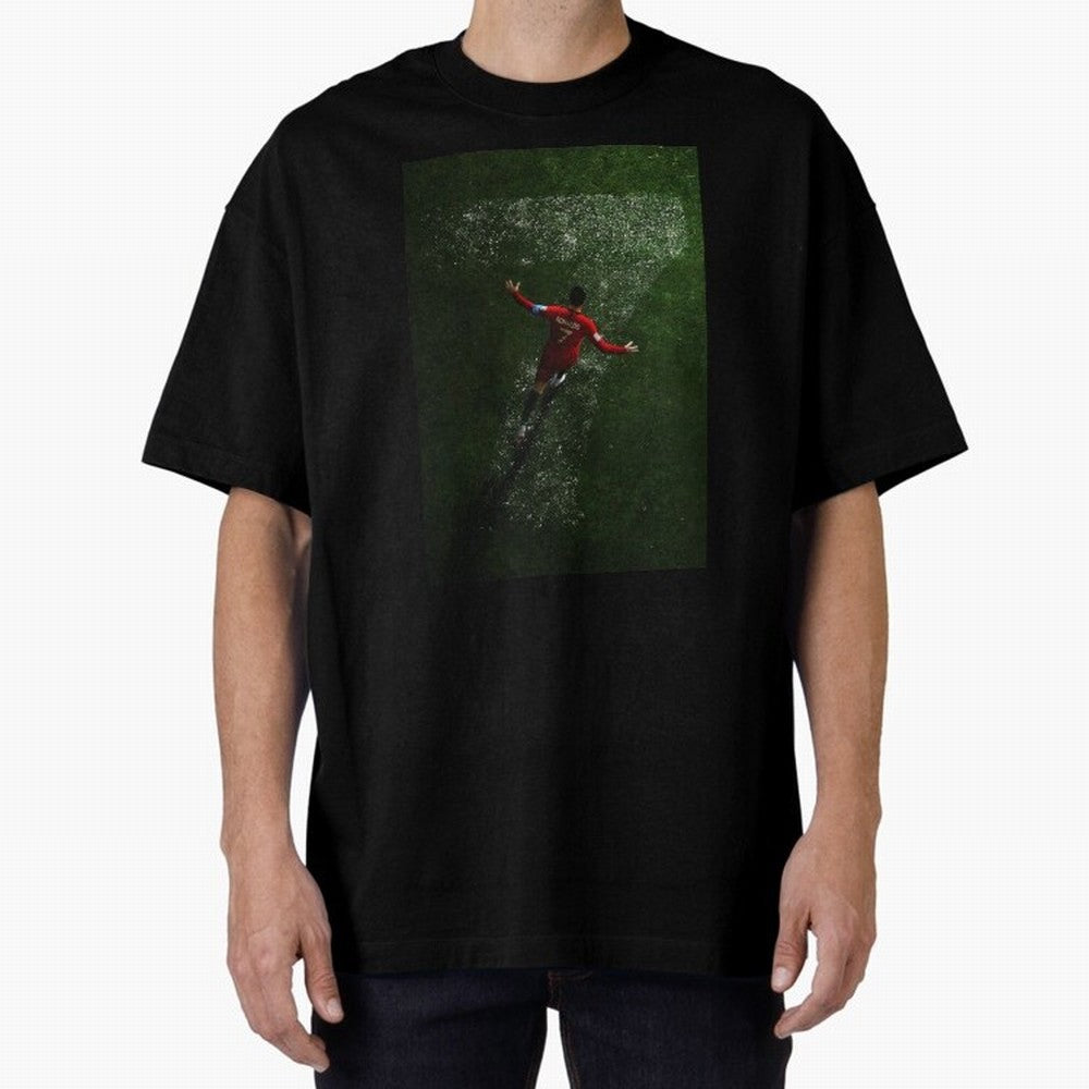CR7 The G.O.A.T. Football Art - Cristiano Ronaldo Oversized T-Shirt Feel the FIFA World Cup 2026 Group Stage Journey through Messi and Cristiano Ronaldo Highlights, Argentina and Brazil Pride, Match Day Excitement, Supporter Culture, Golden Goals