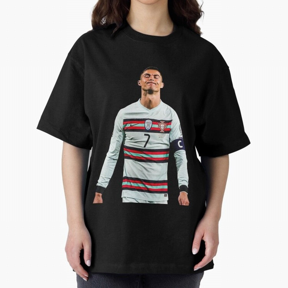 Cristiano Ronaldo Design Oversized T-Shirt Show Fan Pride Across Global Football Passion for FIFA World Cup 2026, Centered on Haaland, England, Retro Football Energy, Iconic Rivalries, Trophy Chase Drama and Stadium Atmosphere; Perfect for People