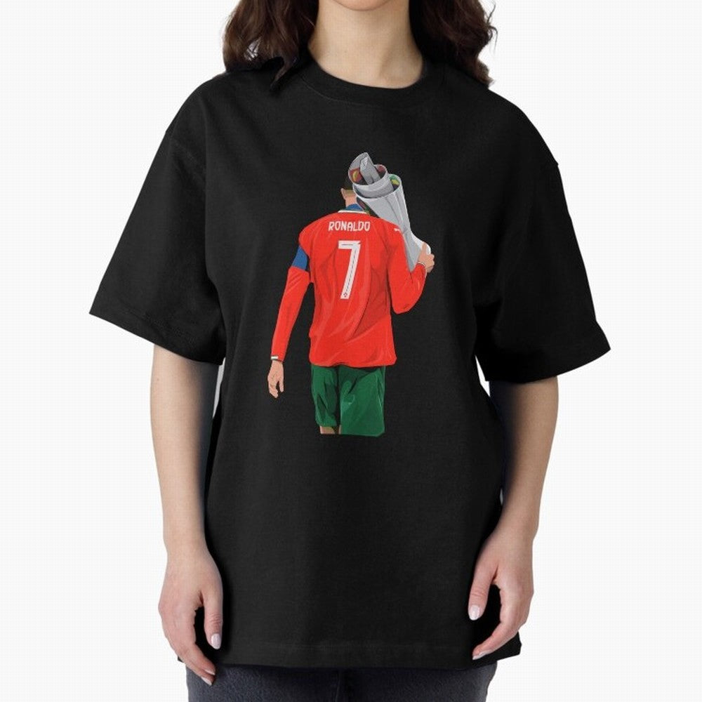 Cristiano Ronaldo Campion Oversized T-Shirt Celebrate Global Passion for FIFA World Cup 2026 Built around CR7 and Messi, Spain Energy, Football Festival Excitement, Trophy Ambitions, Country Rivalries and Star Player Buzz; Ideal for Passionate Fans