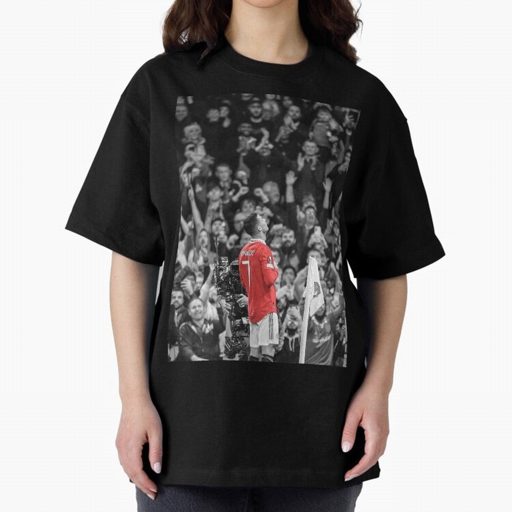 Cristiano Ronaldo Manchester United Oversized T-Shirt Mark Match Day Hype around FIFA World Cup 2026, Messi, Neymar and Mbappe, France, Stadium Memories, Football Loyalty, International Chants and Championship Tradition; Perfect for Supporters Who
