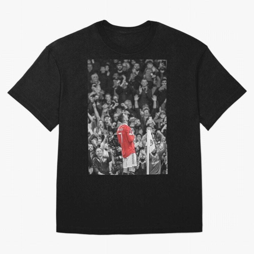 Cristiano Ronaldo Manchester United Oversized T-Shirt Mark Match Day Hype around FIFA World Cup 2026, Messi, Neymar and Mbappe, France, Stadium Memories, Football Loyalty, International Chants and Championship Tradition; Perfect for Supporters Who