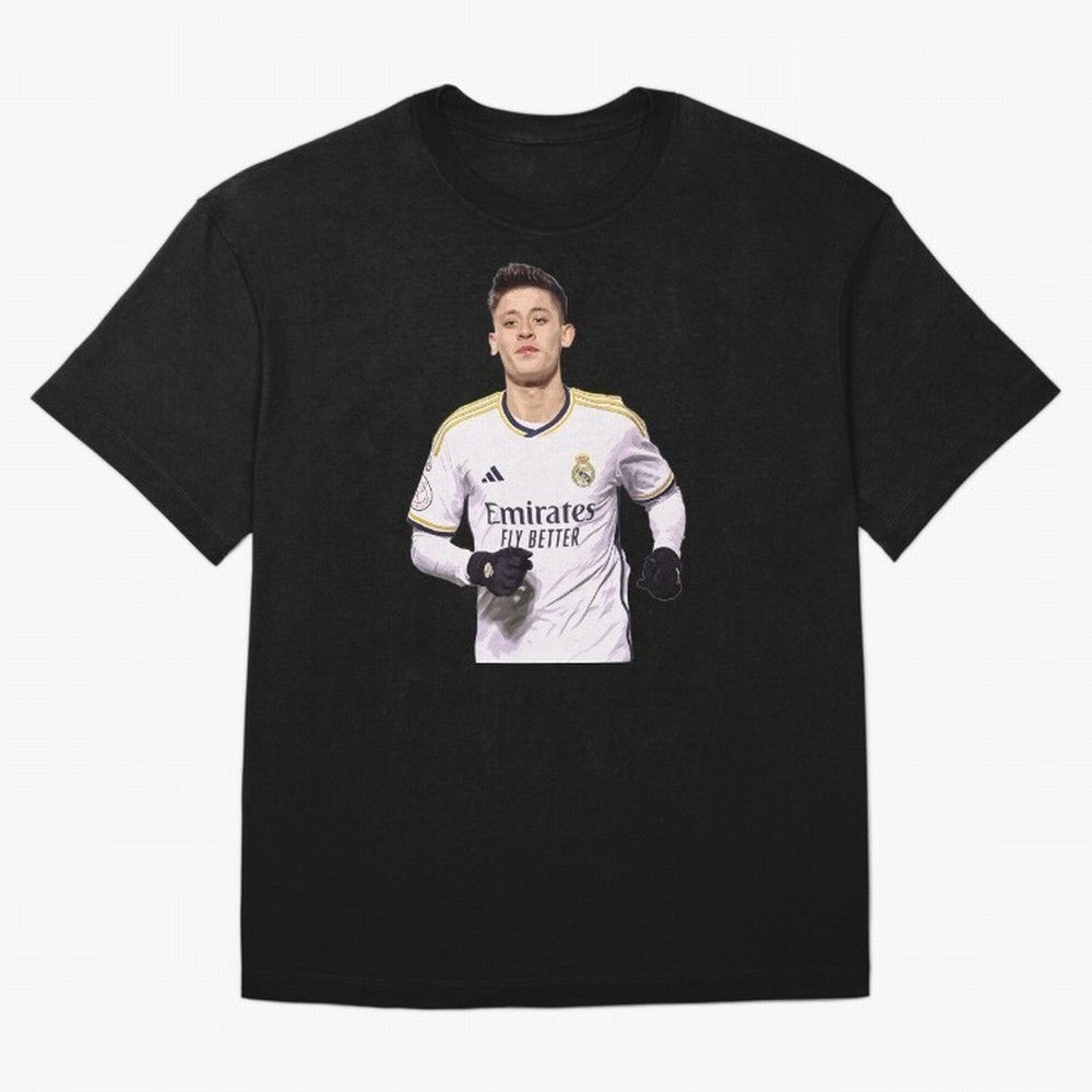 arda guler real madrid Oversized T-Shirt Discover Global Football Passion for FIFA World Cup 2026, Capturing Messi, Neymar and Mbappe, England, Game Day Rituals, Football Legends, Country Pride and the Road to the Final; Perfect for Fans,