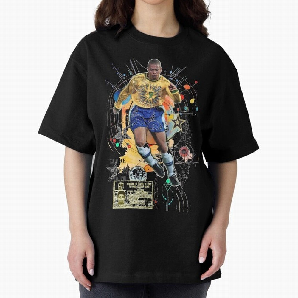 Ronaldo Nazario Football Playmaker Oversized T-Shirt Bring Match Day Fire to FIFA World Cup 2026 Spirit, Connected to England, Messi and Cristiano Ronaldo, Game Day Rituals, Football Legends, Country Pride and the Road to the Final; Made for Die