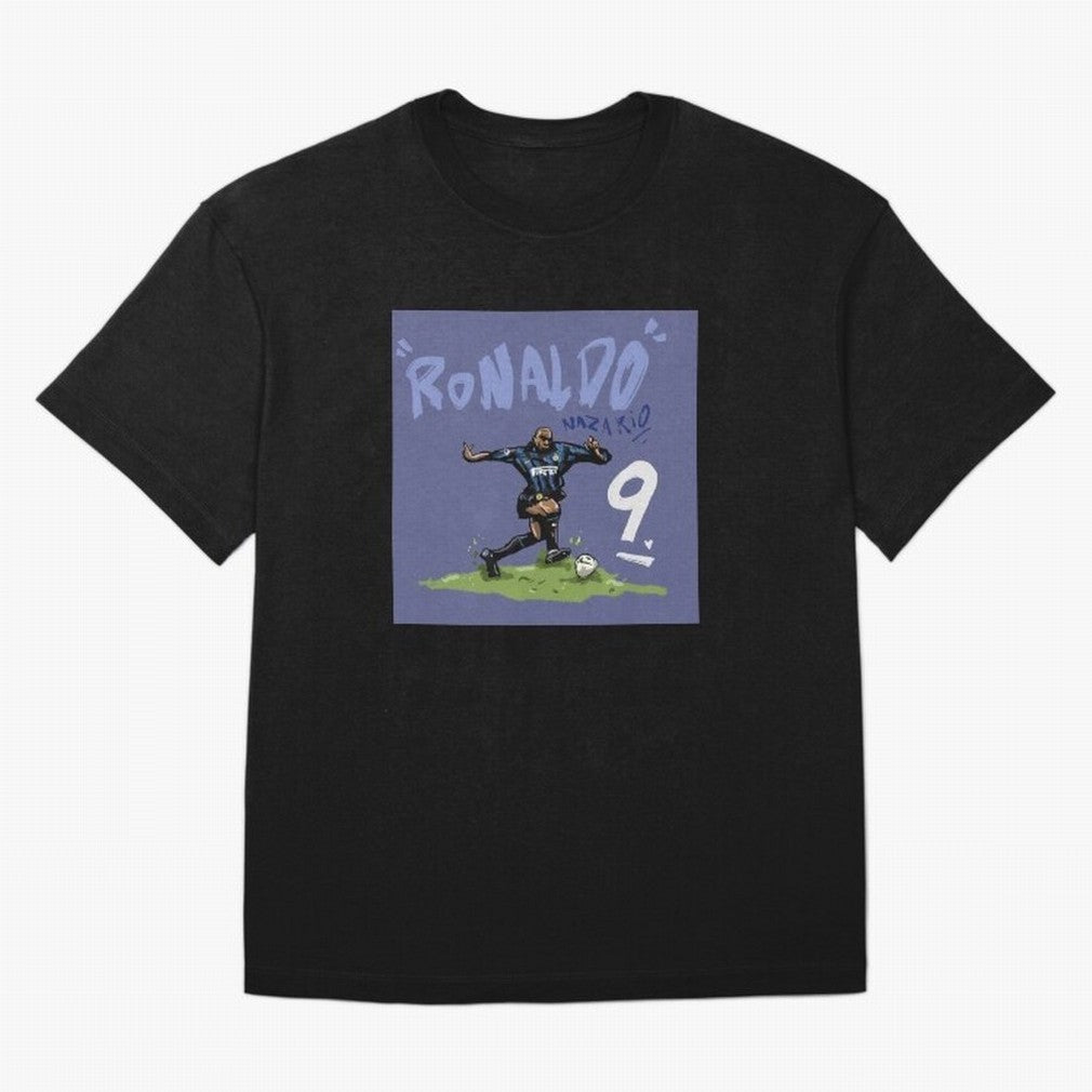 Ronaldo Nazario. Oversized T-Shirt Show Support during Match Day Hype around FIFA World Cup 2026, Mbappe and Neymar, Argentina and Brazil, Global Supporter Spirit, Legendary Goals, National Colors and Tournament Celebration; Ideal for Fans Who