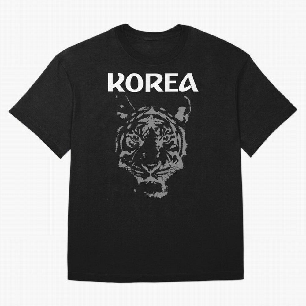 Team Korea Soccer Oversized T-Shirt Bring a Champion Mindset to FIFA World Cup 2026 USA Canada Mexico Built around Cristiano Ronaldo, Germany Energy, Football Festival Excitement, Trophy Ambitions, Country Rivalries and Star Player Buzz; Created