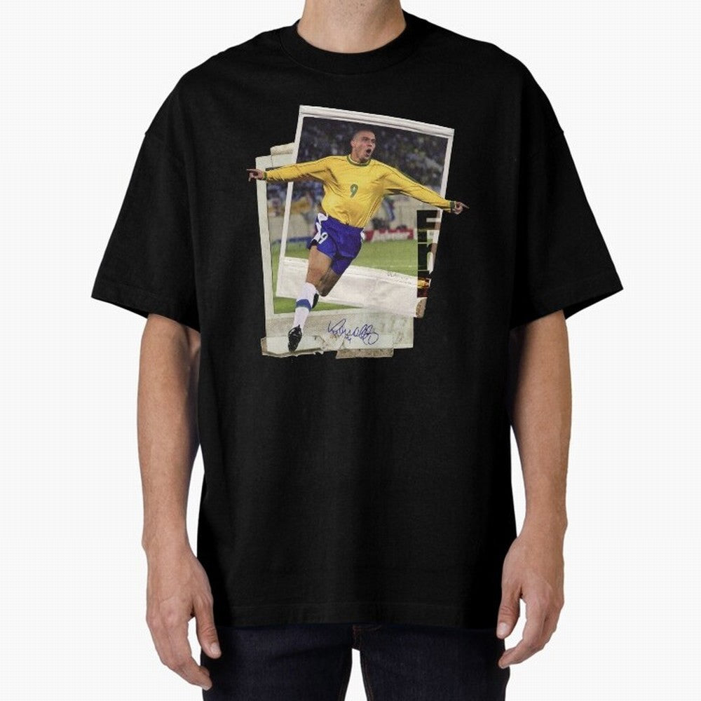 Ronaldo the phenomenon Oversized T-Shirt Share the Excitement of Match Day Hype around FIFA World Cup 2026 USA Canada Mexico, Mbappe, England, Retro Football Energy, Iconic Rivalries, Trophy Chase Drama and Stadium Atmosphere; Ideal for Fans Who