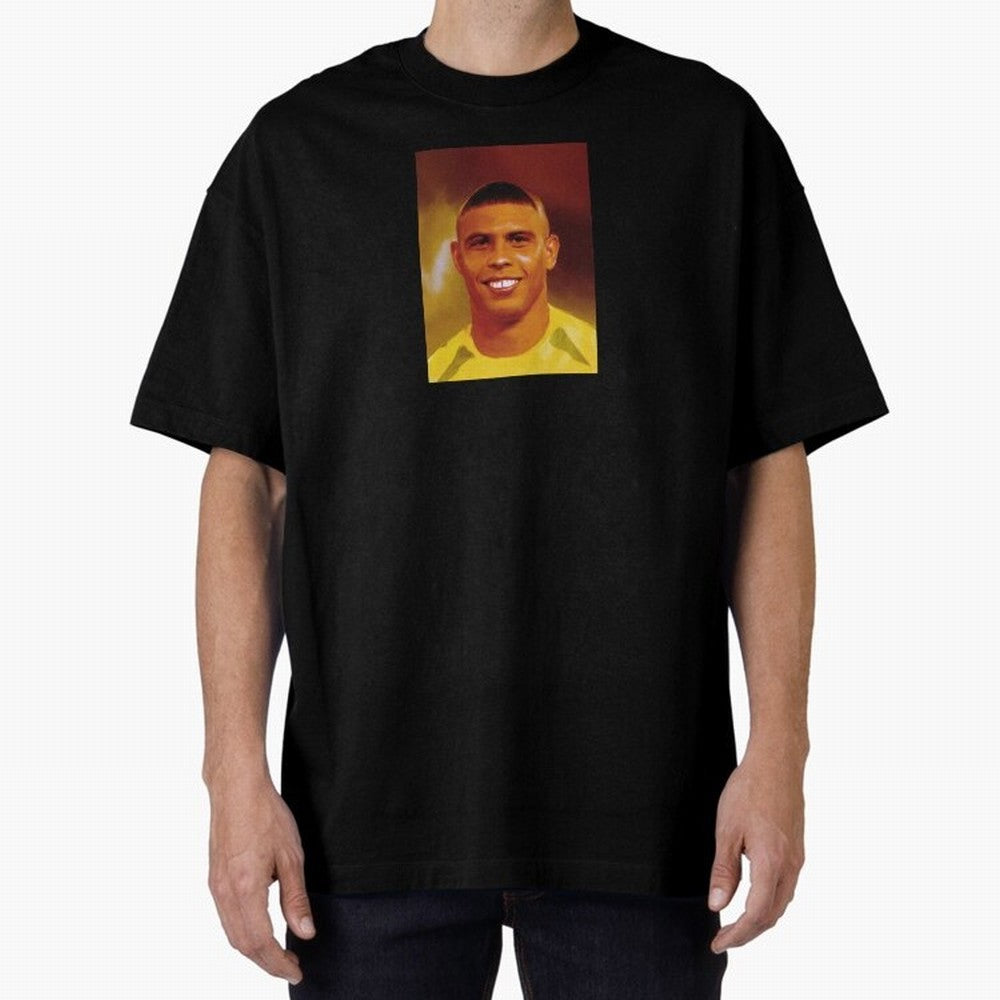 Ronaldo Nazario Digital Painting Oversized T-Shirt Feel the Heartbeat of Match Day Hype around FIFA World Cup 2026, Haaland, Netherlands, Football History, Final Match Energy, Crowd Noise and Once in a Lifetime Moments; Created for Match Day