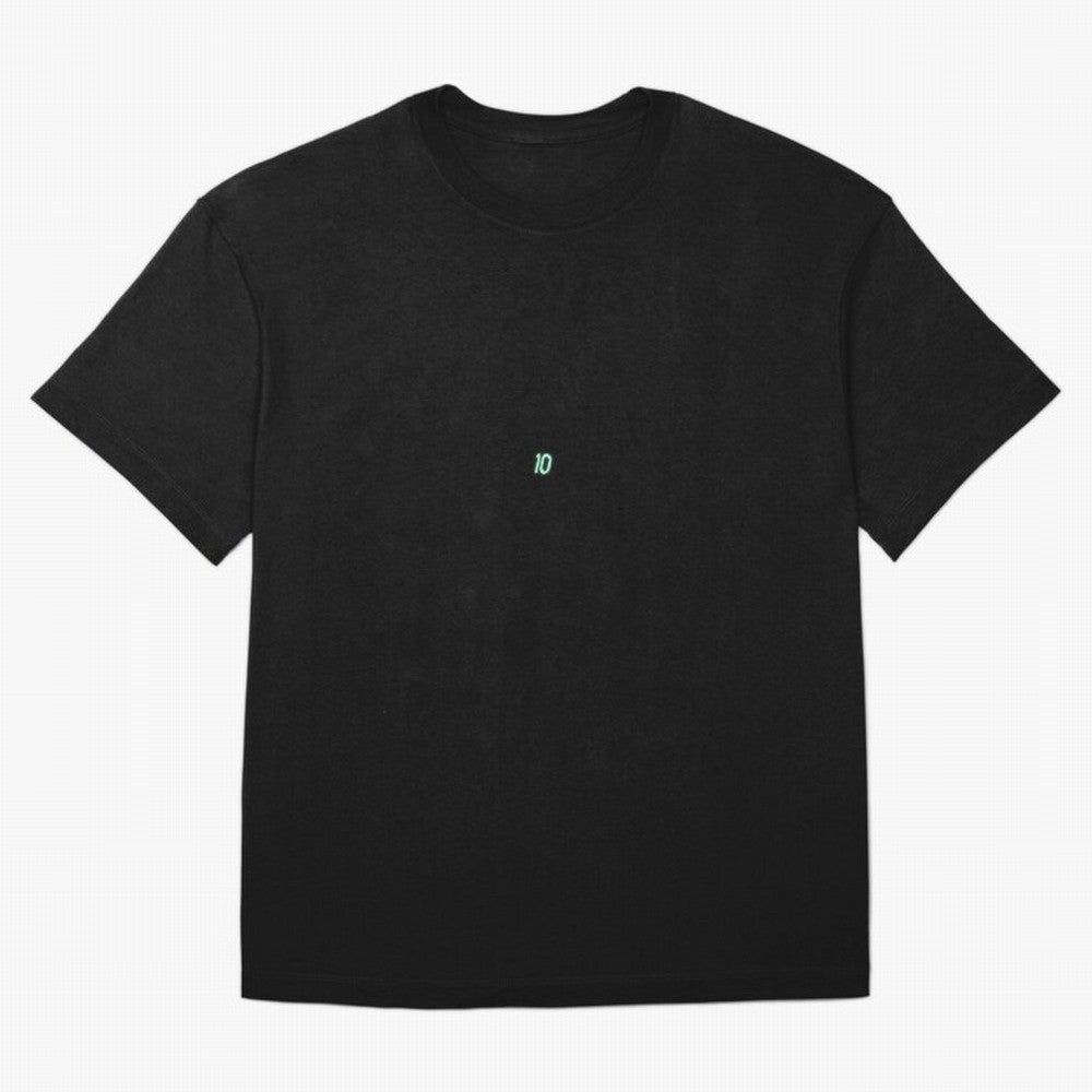 Lionel Messi Minimalist Design - ¥ê¥ª¥Í¥ë?¥á¥Ã¥· | Argentina Edition Classic T-Shirt Make Game Day About FIFA World Cup 2026 Group Stage Connected to Messi and Cristiano Ronaldo, Argentina Energy, Classic Soccer Heritage, Championship Pressure, Fan