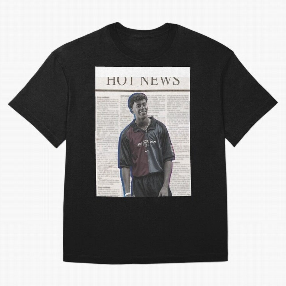 Lamine yamal vintage football player : Lamine yamal Iconic celebration with amazing design for unique portratif gift to football club barcelona friend Graphic T-Shirt Show Support during the FIFA World Cup 2026 Group Stage Journey through Haaland